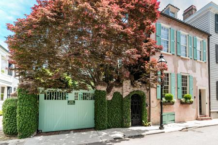 8 Orange Street