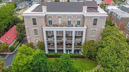 67 Legare Street
