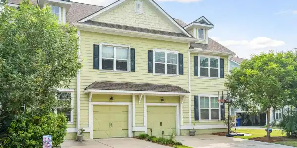 2136 Oyster Reef Lane