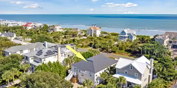 306 Charleston Boulevard, Isle of Palms SC 29451