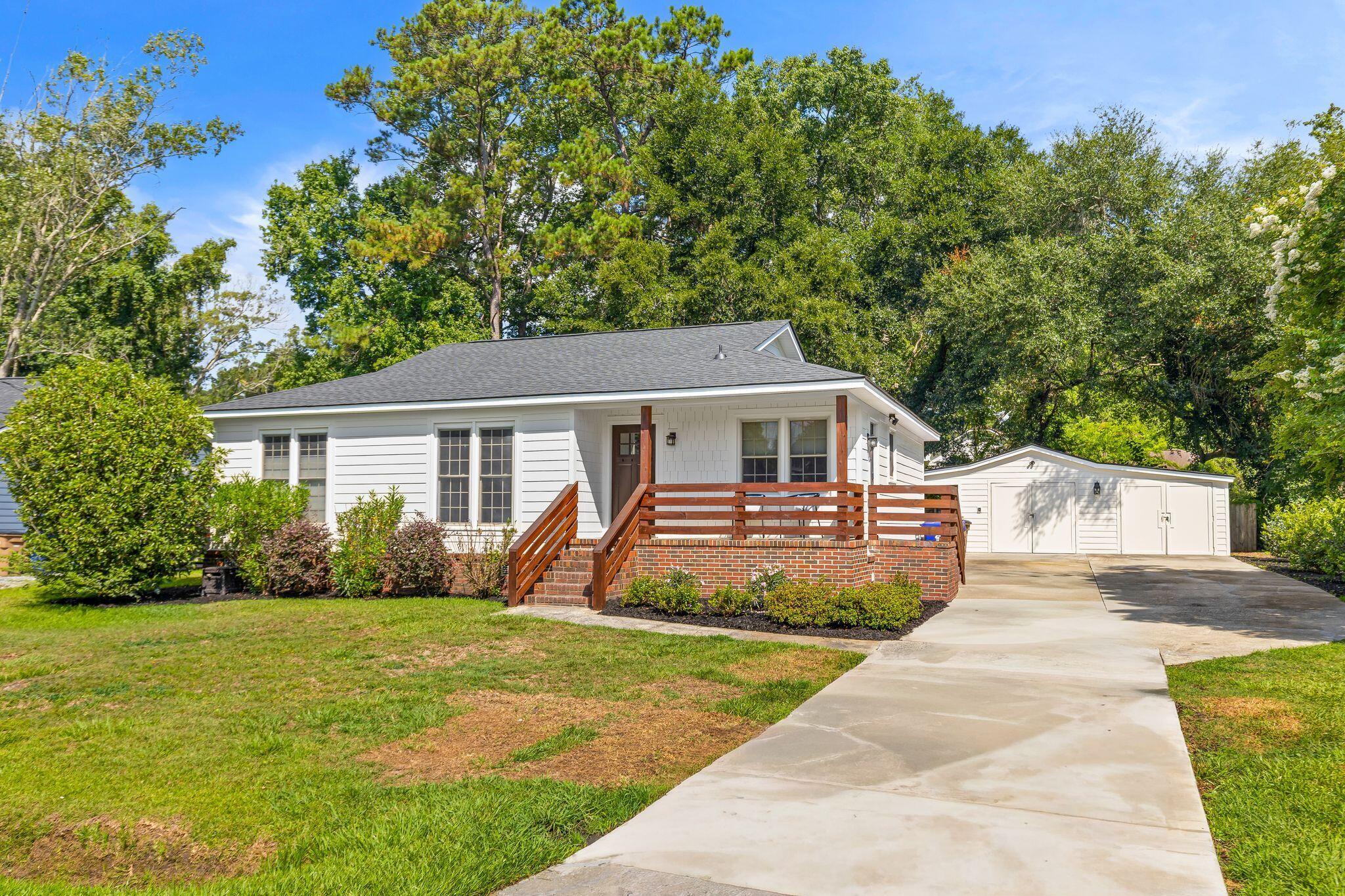 Image 1: mls_1115-Kentwood-4