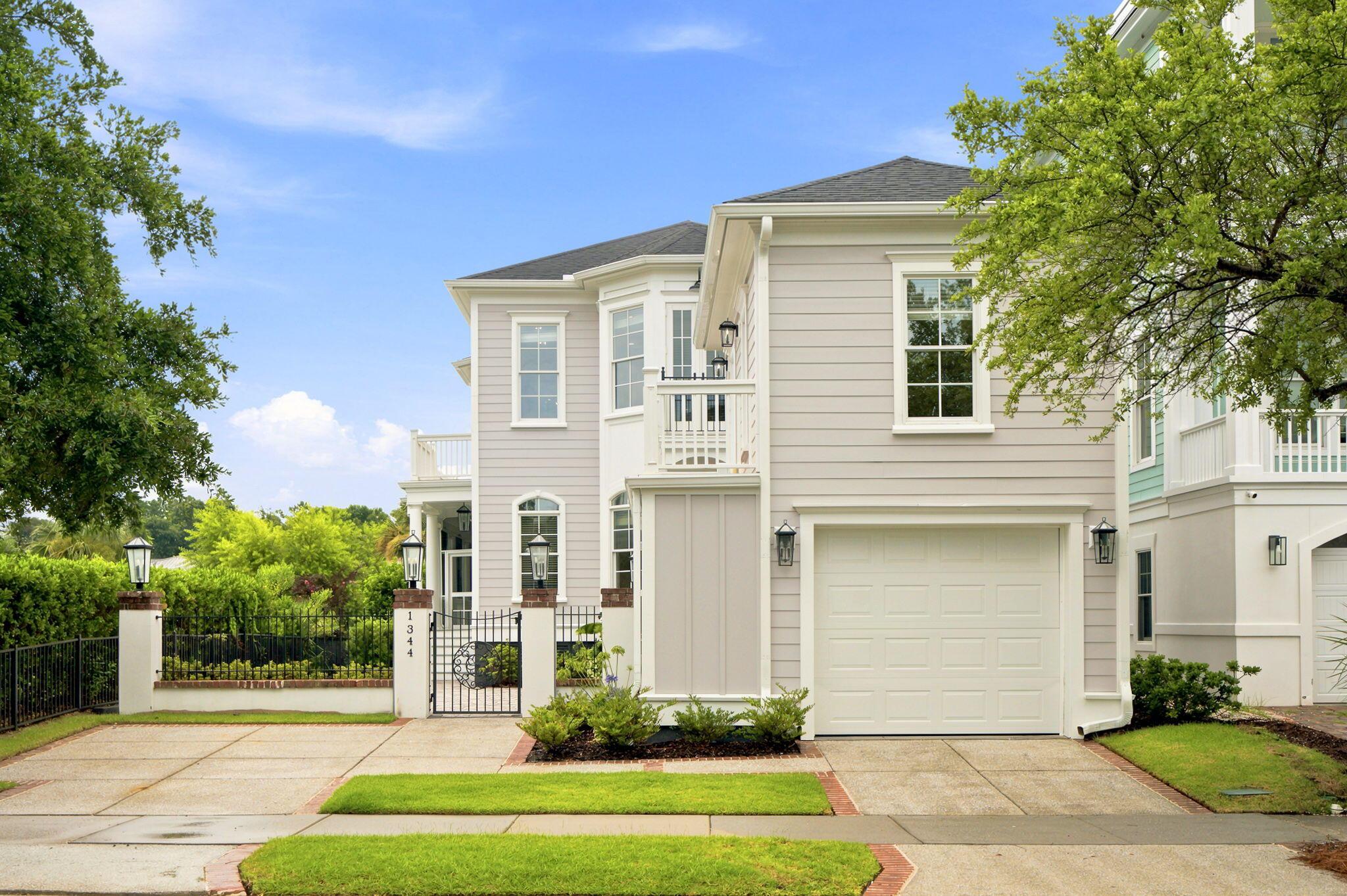 Image 2: Front of Home