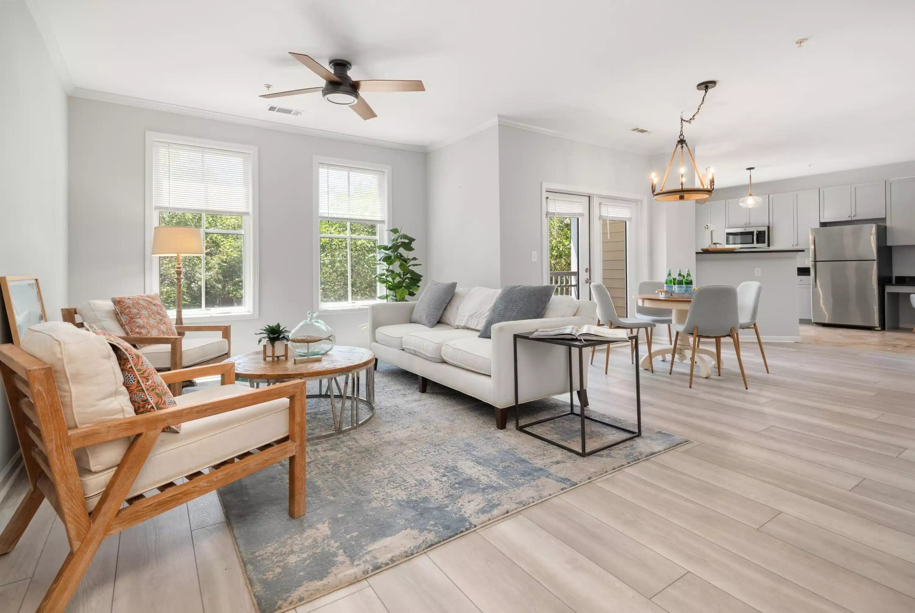 Image 1: 280 Seven Farms Dr #202_Eterna Media-13