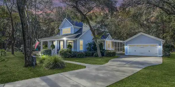 3208 Fosters Glenn Drive