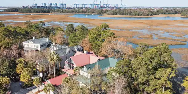 18 Hopetown Road
