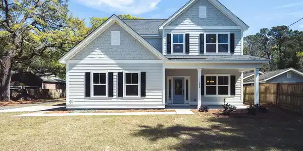 302 Woodland Shores Road