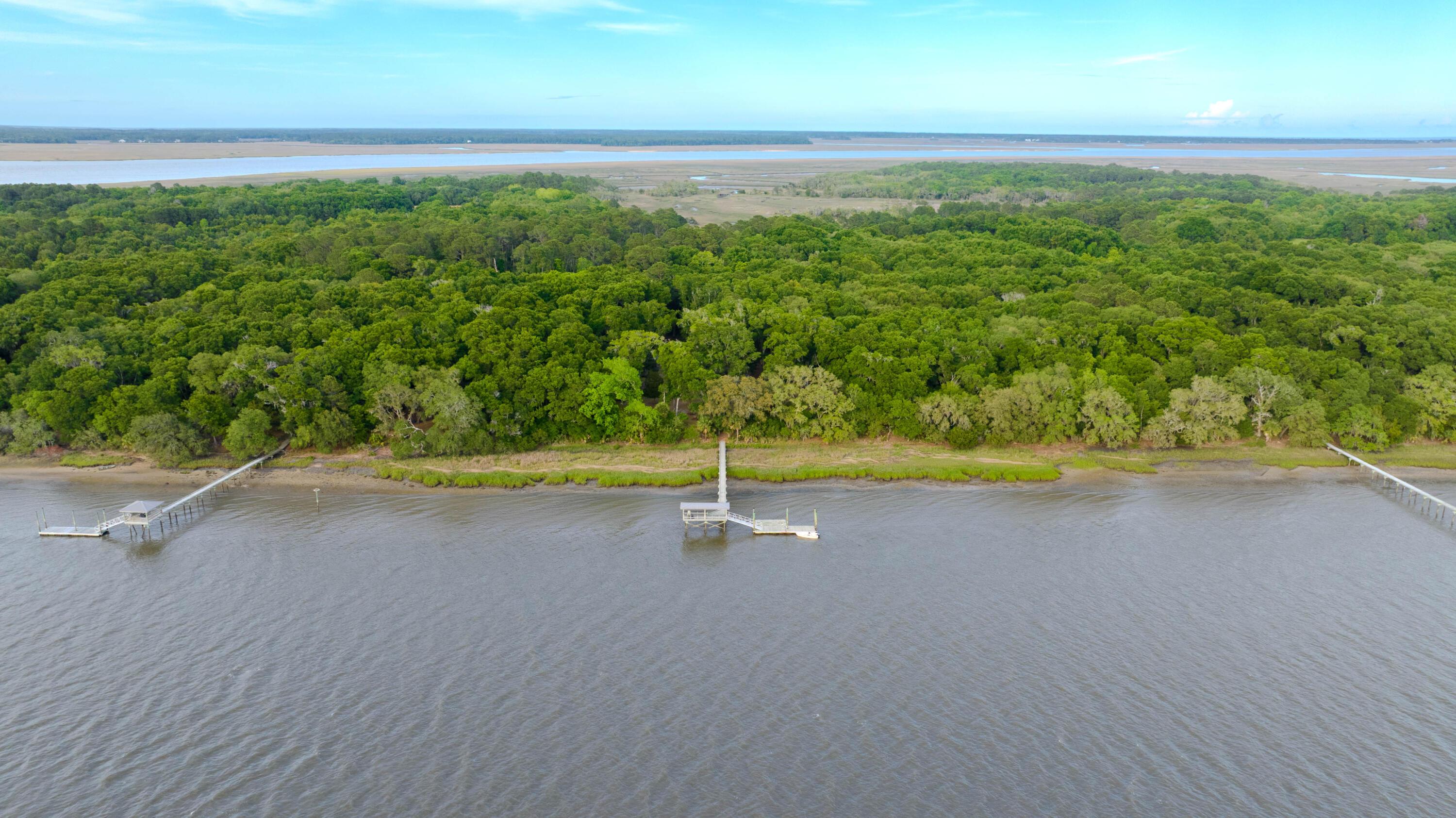 Image 4: DJI_20260521185319_0081_D-HDR