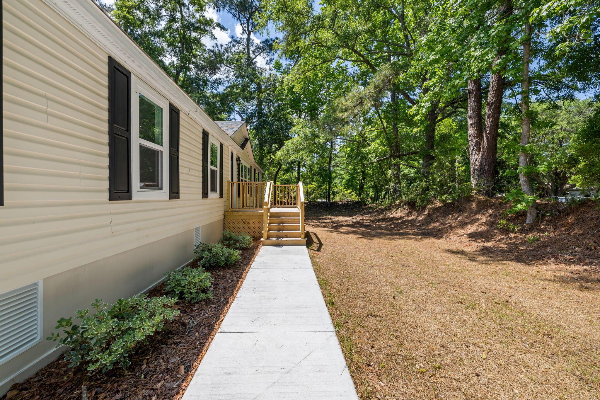 Image 3: 3-web-or-mls-1357 Brownswood Rd CoastalR