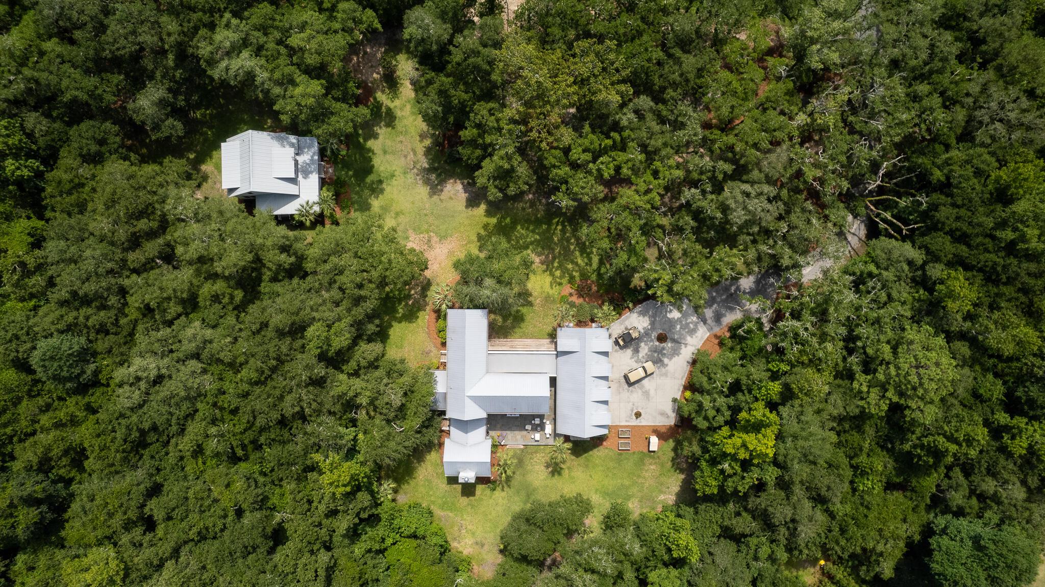 Image 3: Two Custom Residences