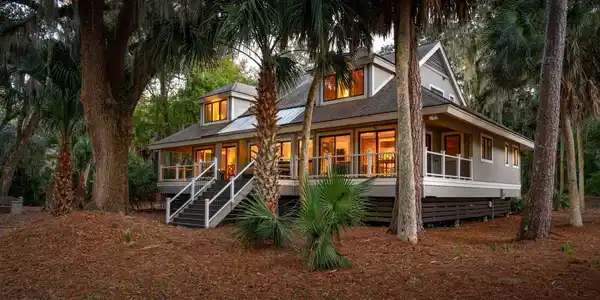 2588 High Hammock Road