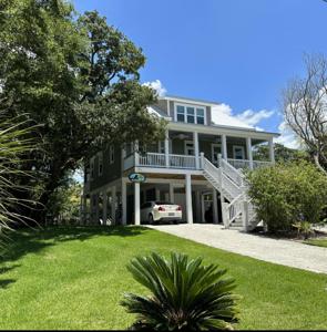 3113 Myrtle Street, Edisto Island SC 29438
