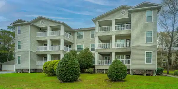 700 Daniel Ellis Drive