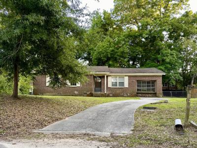 1141 Bonnie Lane