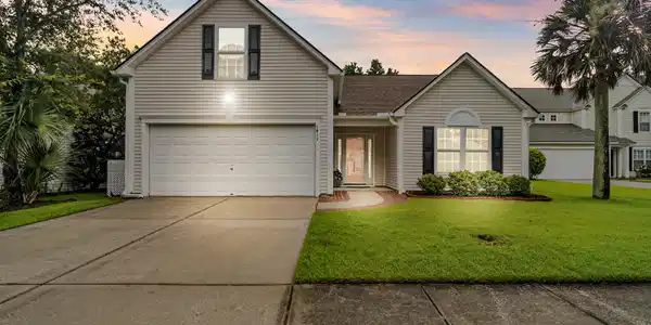 1417 Wellesley Circle