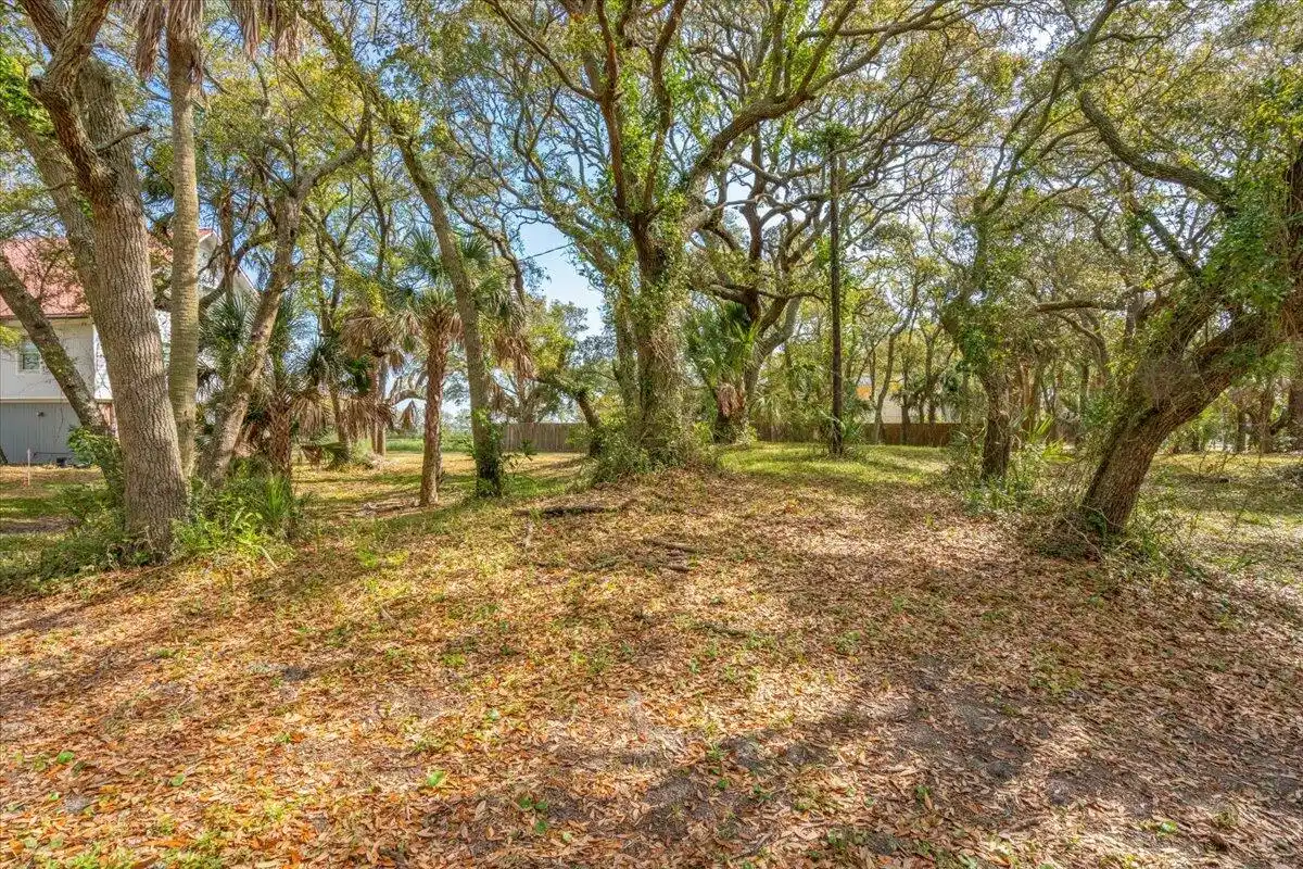 Image 1: River Views!!!!
