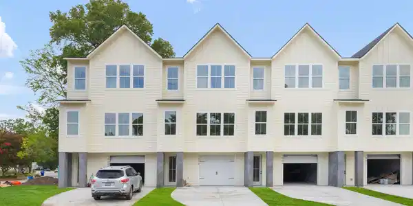1606 Lauda Drive