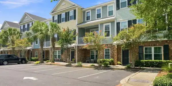 Image 2: 5-web-or-mls-DSC03611