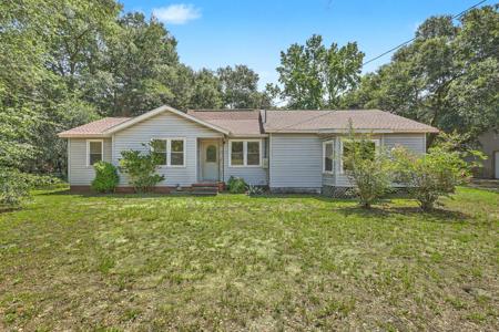 1011 Leonard Drive