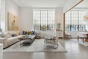 3 Chisolm Street