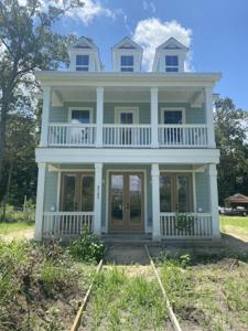 2145 Blue Bayou Boulevard