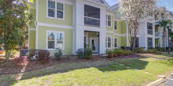 2315 Chatelain Way