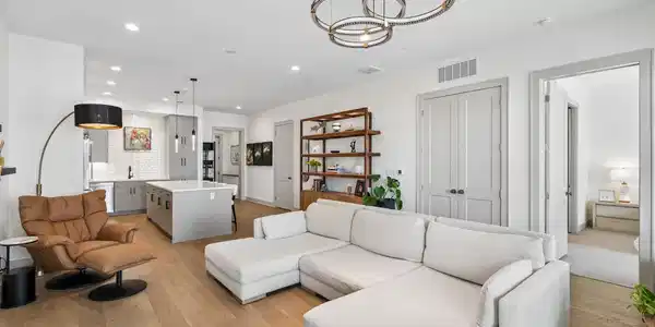 320 Longshore Street