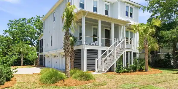 Image 2: 5-web-or-mls-DSC05403