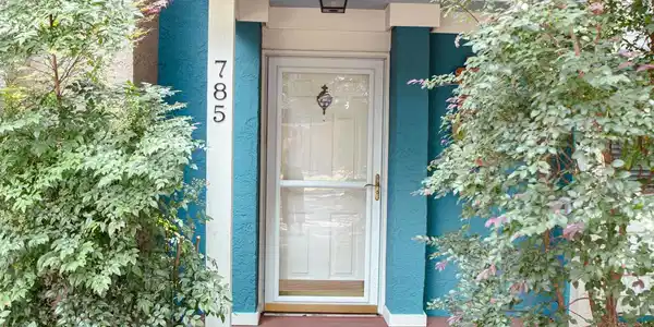 785 Center Street