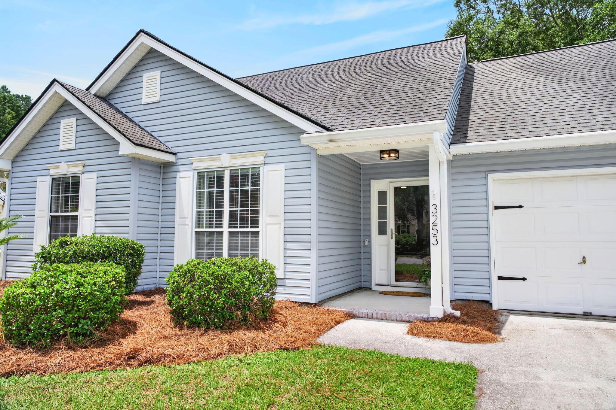 Image 3: Front of house