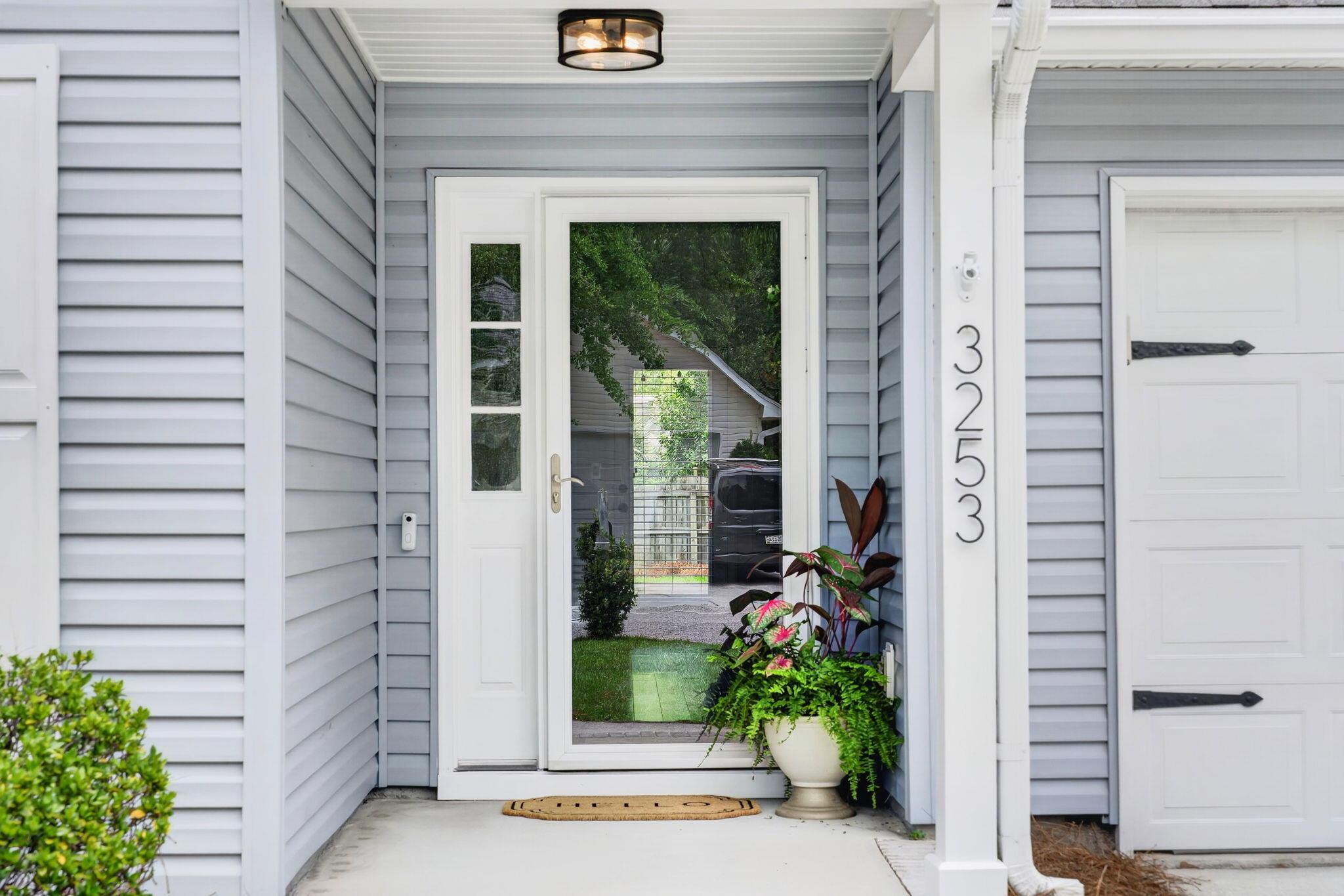 Image 4: Front porch