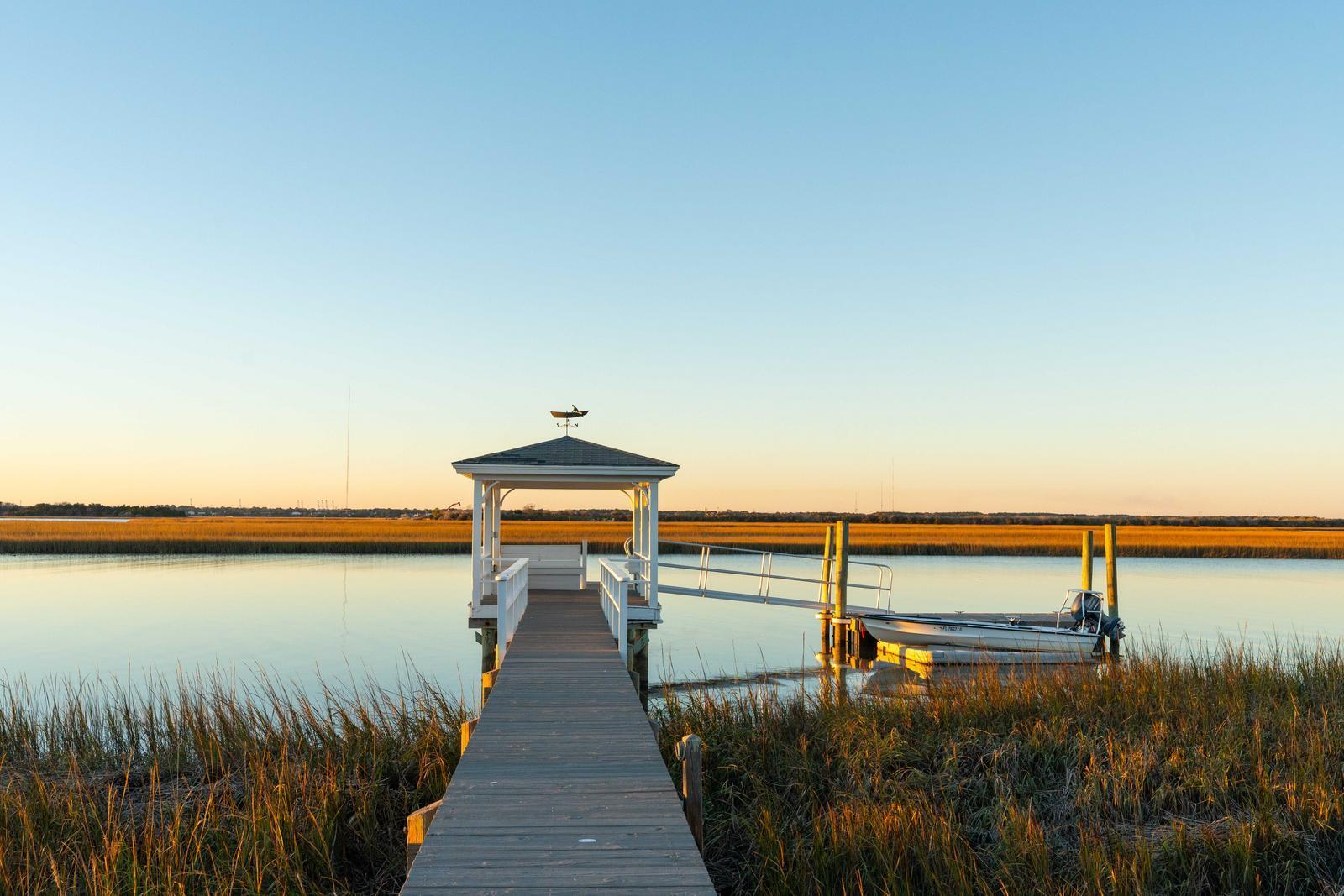 Image 4: Deepwater Dock
