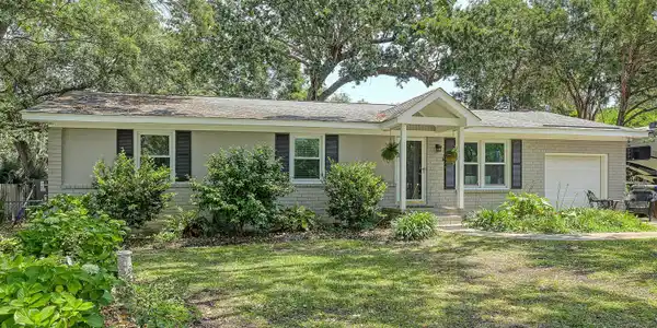 24 41st Avenue, Isle of Palms SC 29451
