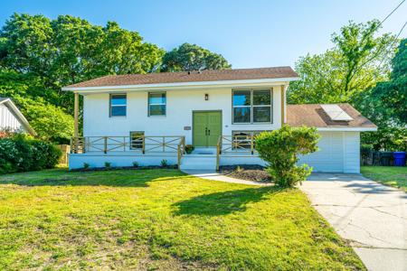 1471 Woodview Lane, Charleston SC 29412