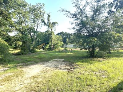 1076 Beehive Road