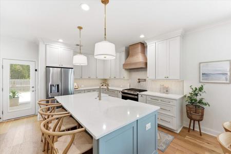 720 Goodlet Circle