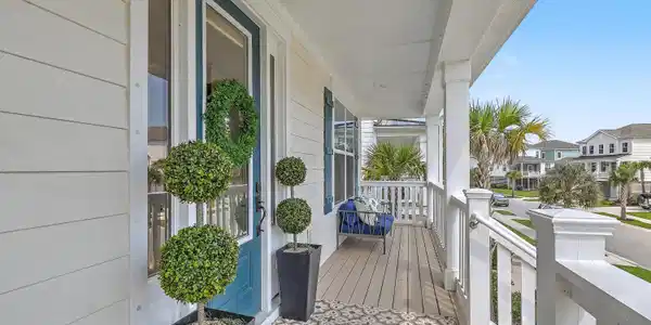 Image 4: Another view of front porch