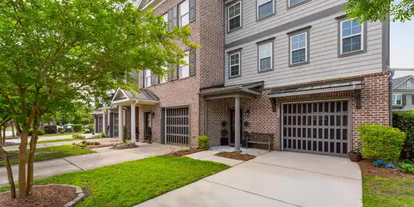 220 Slipper Shell Court