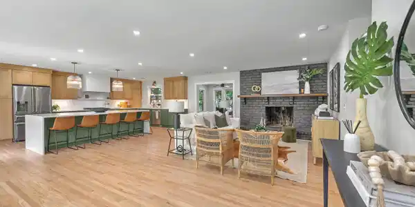 1773 Huntington Drive