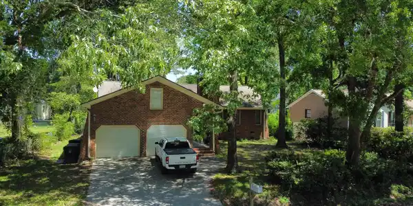 1534 Theresa Drive