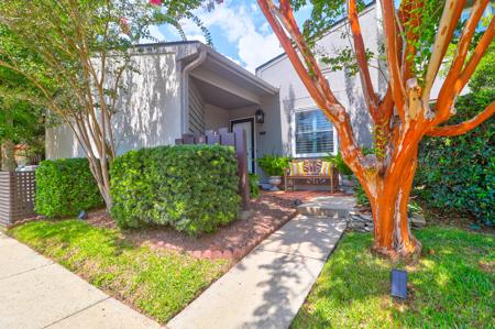 403 Ventura Place