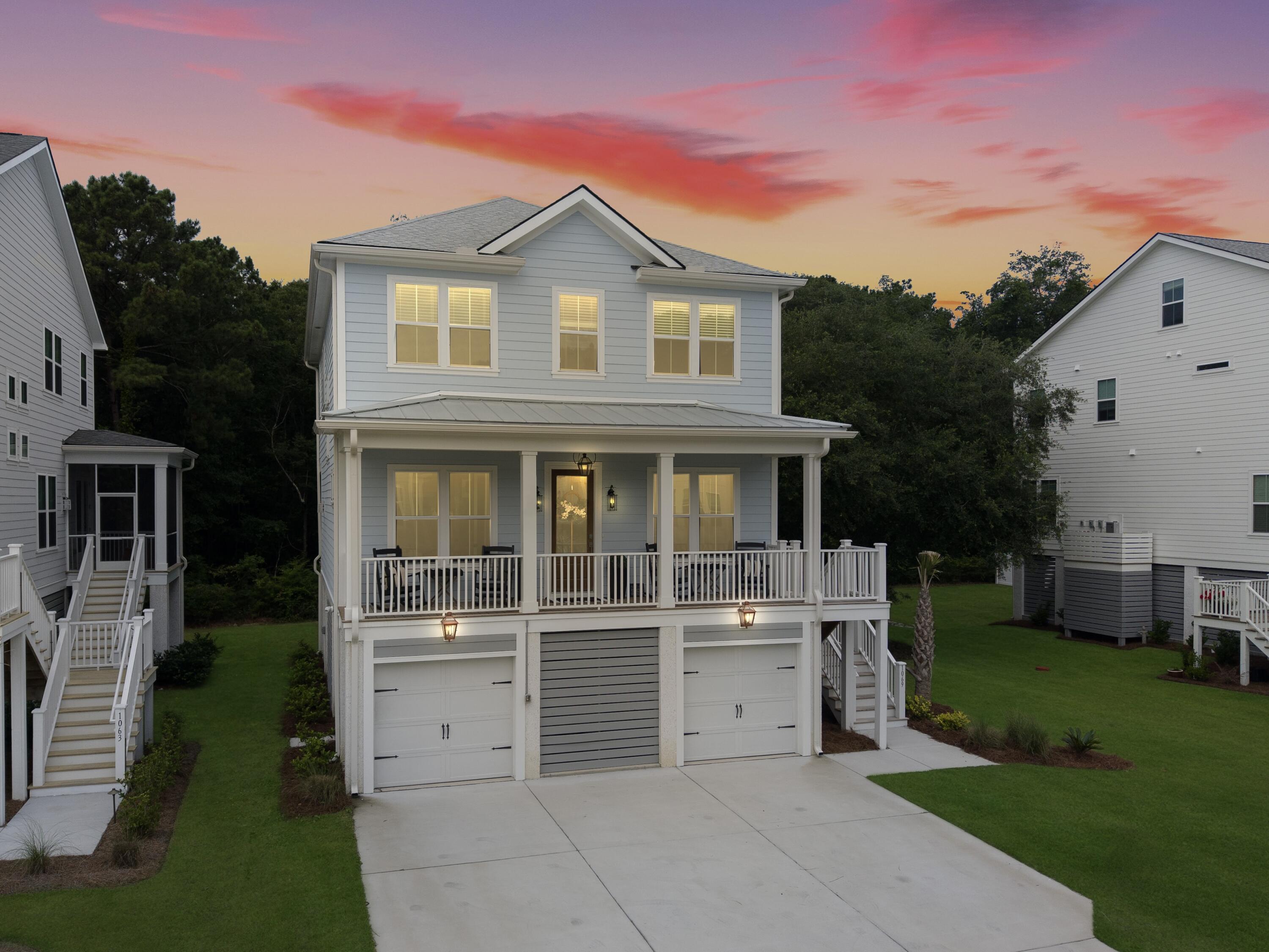 Image 2: Exterior Twilight
