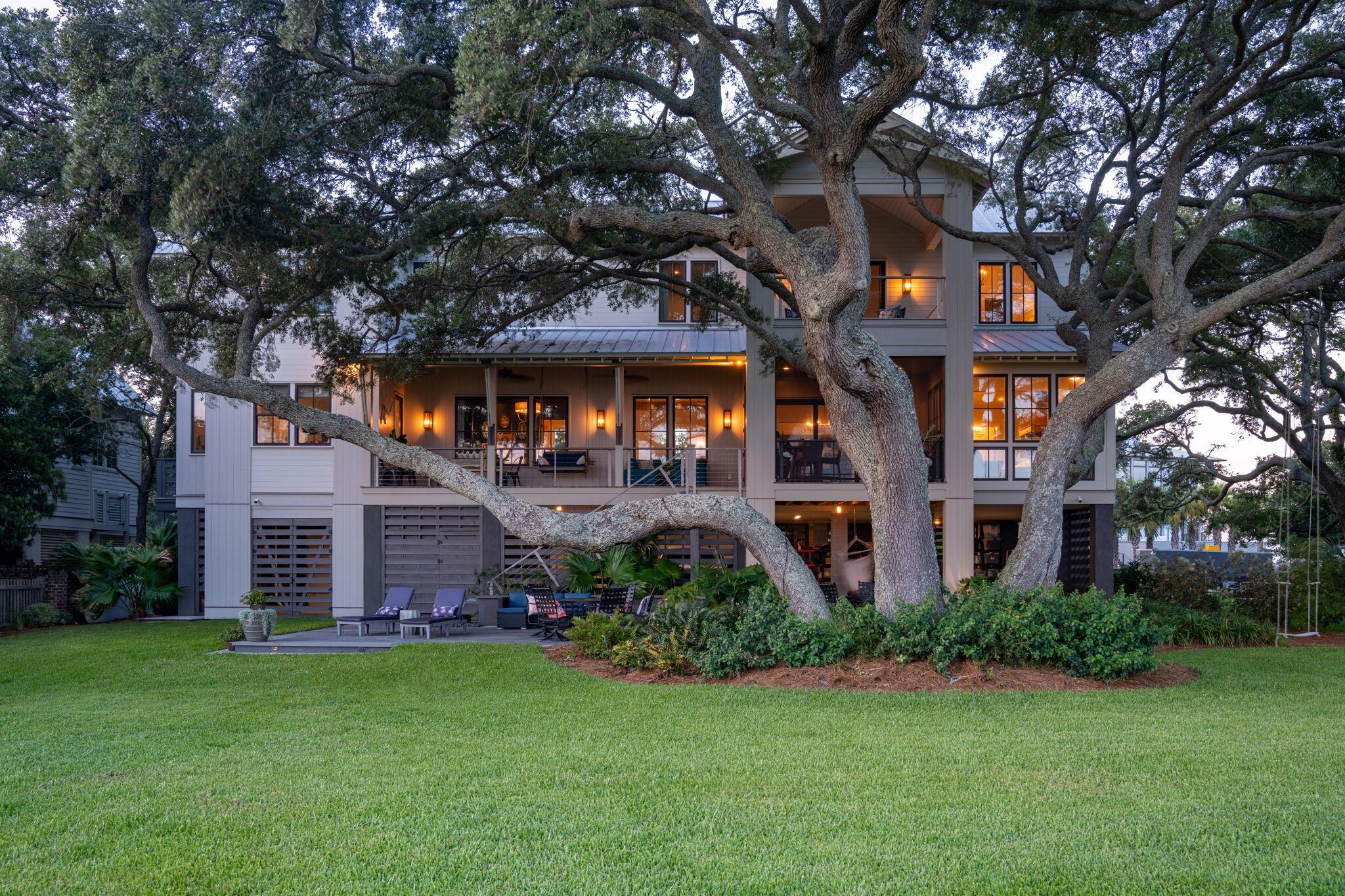 Image 2: 14-web-or-mls-DSC00306-HDR
