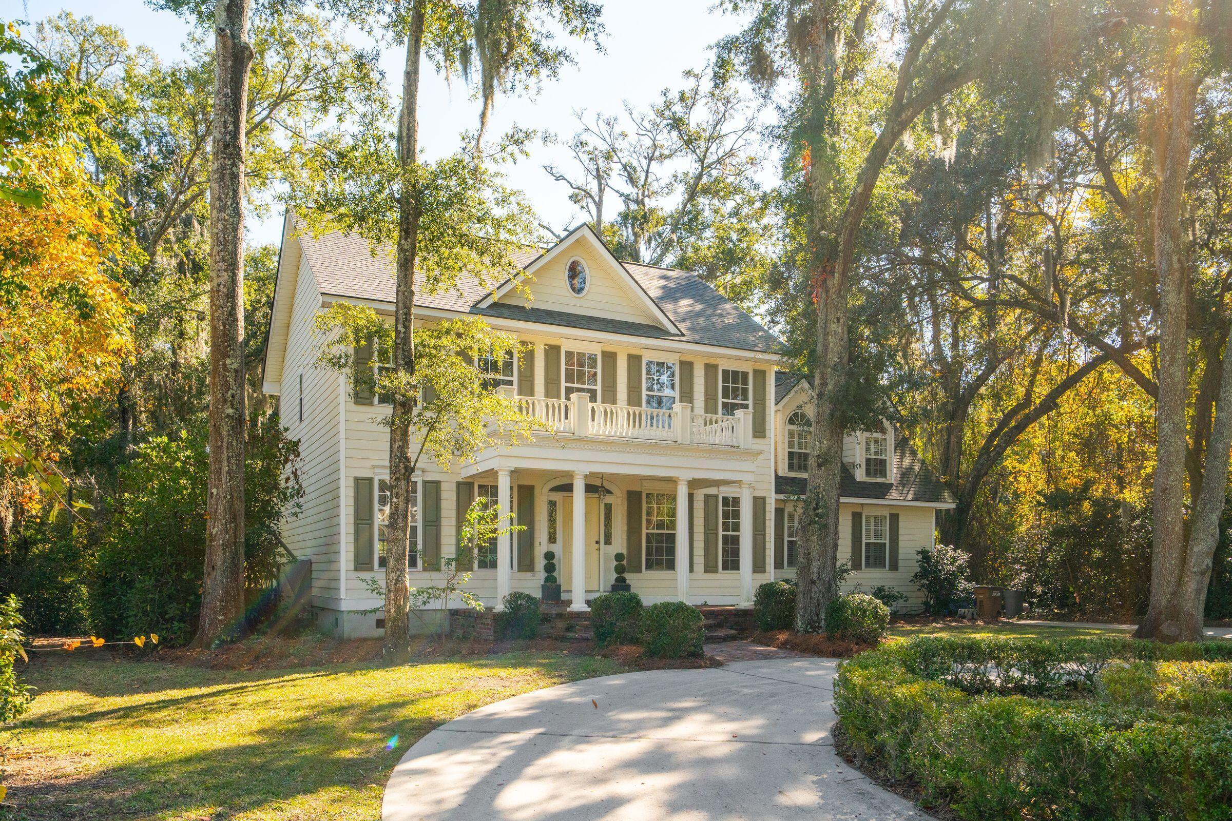 Image 2: 660AyersDr-KeenEyeMarketing-002