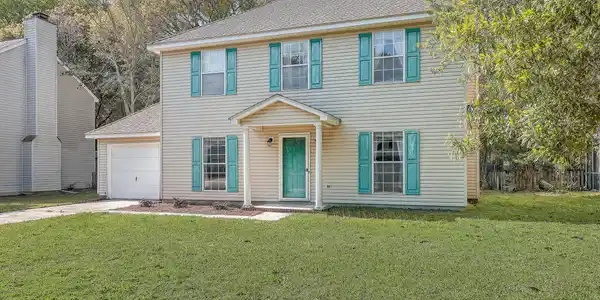 1331 Center Lake Drive, Mount Pleasant SC 29464