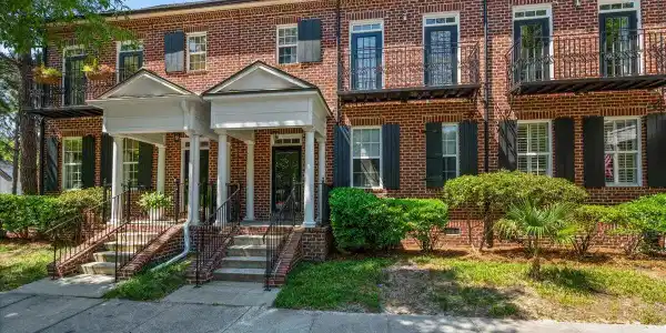 847 Center Park Street