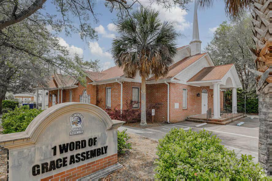 Image 4: 835-Magnolia-Rd-Charleston-SC-Building-P