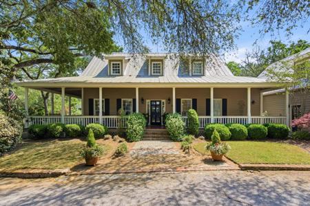143 Live Oak Drive