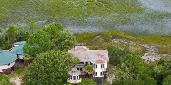 Image 2: DJI_20250822095315_0019_D-3