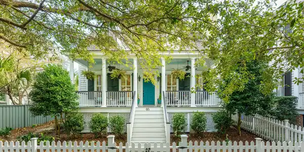 46 Eastlake Road
