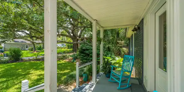 Image 3: 1454WaterwayCt008